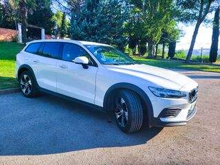 Volvo V60 2021