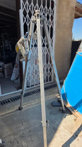 Trípode de rescate