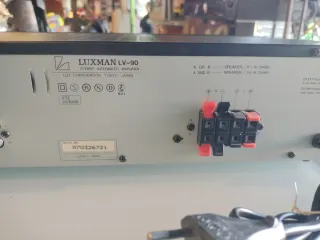 Amplificador Luxman LV-90 Stereo Integrado