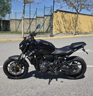 Yamaha MT-07 35kW A2 Naked Negra