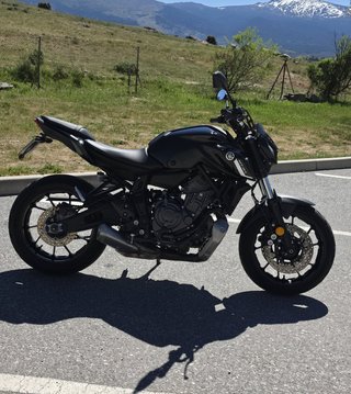 Yamaha MT-07 35kW A2 Naked Negra