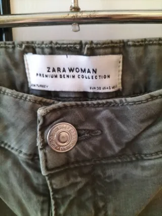 Pantalones cargo Zara militares tobilleros