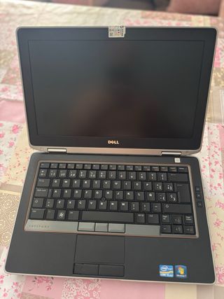Portatil marca Dell Latitude i5 SSD 240GB