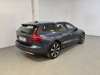 VOLVO V60 Cross Country 2.0 B4 D AWD Cross C Ultim