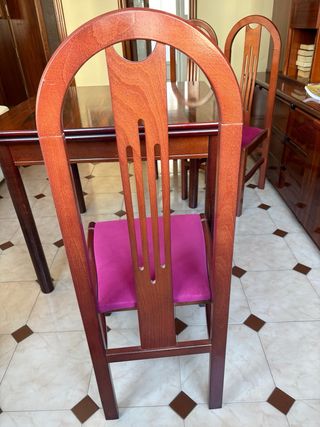 Mesa comedor extensible con 4 sillas