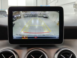 Mercedes-Benz GLA 180 90 kW (122 CV)