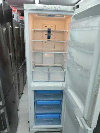 Nevera marca Indesit 188/60cm A+ con garantía
