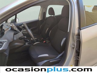 Peugeot 208 PureTech 82 Style 60 kW (82 CV)