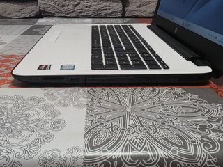 Portátil HP 15-ay161ns