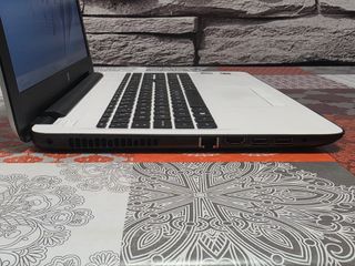 Portátil HP 15-ay161ns