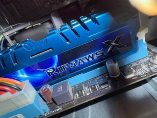 8GB ram PC3 2400 CL11 ddr3 G.SKILL RipjawsX
