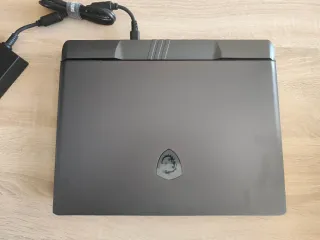 MSI Vector 16 HX AI Laptop
