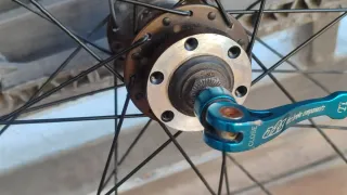 Rueda MTB 27.5 Delantera QR9