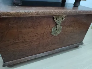 Baúles de madera antiguos