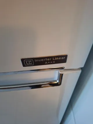 Nevera LG Inverter Linear Blanca