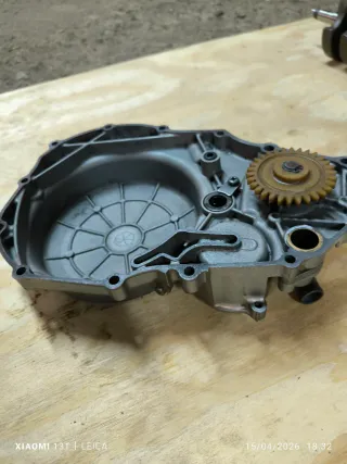 Tapa Embrague Suzuki LTZ 400