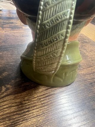 Jarra Royal Doulton Mounty D6202