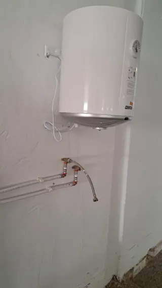 Averias de fontaneria y electricidad