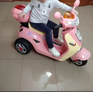 Moto Eléctrica Infantil Rosa y Amarilla