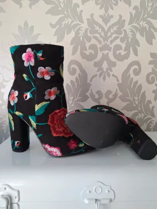 Lote botines tacón ancho
