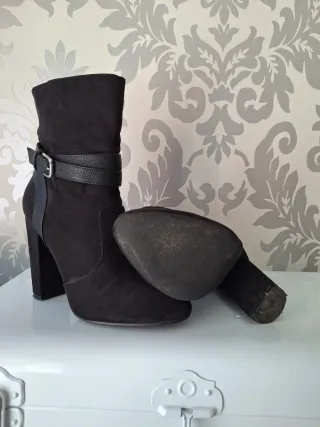 Lote botines tacón ancho