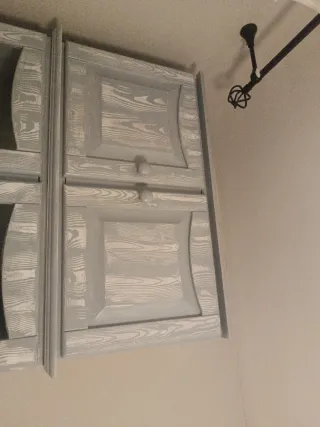 Mueble de salón madera y cristal