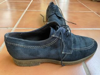 Zapatos de ante azul. Marca Nicolas