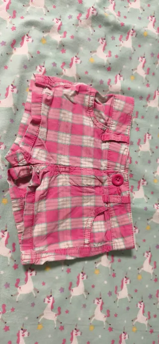 Shorts de bebé a cuadros rosas
