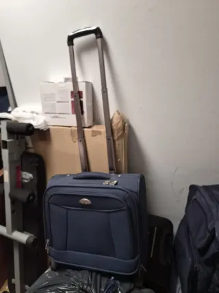 Maleta de cabina tipo trolley azul