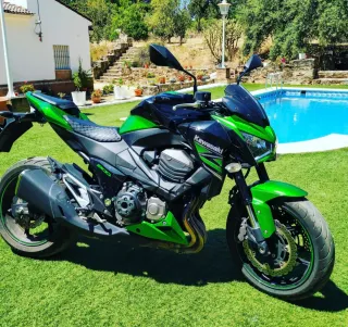 Kawasaki Z800 solo vendo no cambio