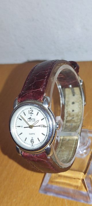 Reloj Lotus Vintage Quartz – Acero y Piel