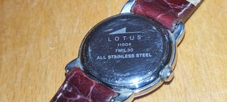 Reloj Lotus Vintage Quartz – Acero y Piel