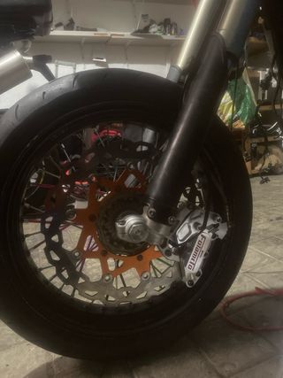 Aprilia SXV sin motor