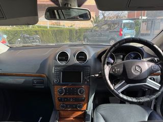 Mercedes-Benz  GL 2009