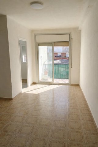 Pis lloguer Vilafranca, preferiblement joves Vila