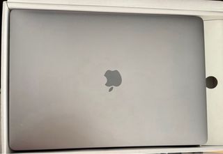 MacBook Pro 15 (2018-2019) i7 16GB RAM 500GB SSD