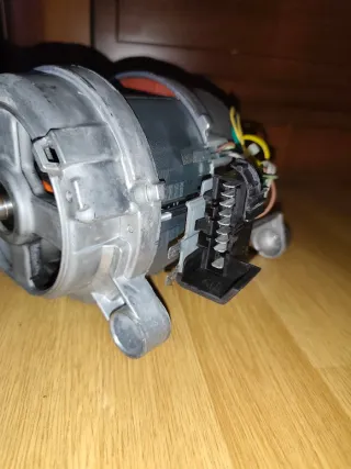 Motor Lavadora Electrolux EWF1045 6kg
