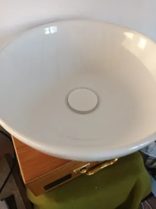 Lavabo de Porcelana sobre Encimera
