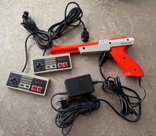Consola Nintendo NES Española + Accesorios