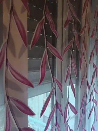 Cortina de habitación morada transparente