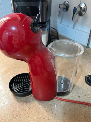 Cafetera Dolce Gusto Roja Krups