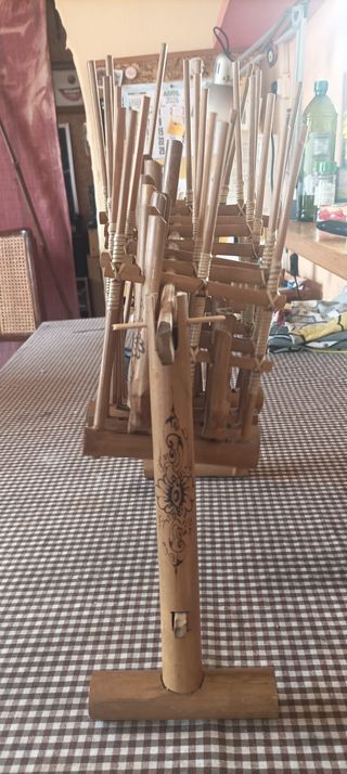 Angklung Instrumento Musical Indonesia