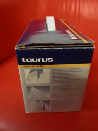 Plancha de ropa Taurus Acqua Plus 2200W