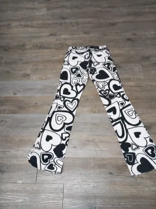 Pantalón Moschino Jeans Estampado Blanco y Negro
