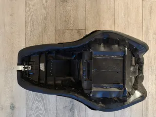Asiento Harley Road King Classic FLHRC