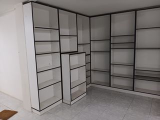 Estanterías modulares aglomerado 4,30 x 2,30 m
