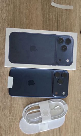 iPhone 17 Pro Max Azul Marino