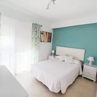 Alquiler piso playa victoria Cádiz