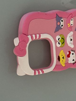 Funda iPhone 15 Rosa Hello Kitty