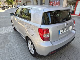 Toyota Urban Cruiser 2011. Pegatina c . 1 propieta